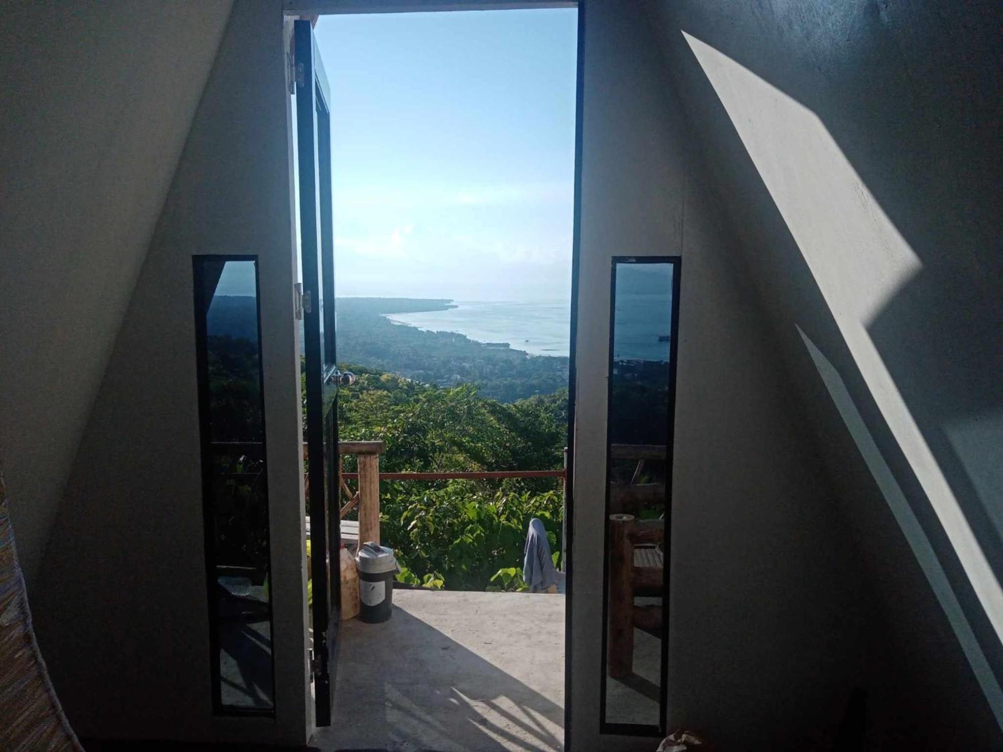 Thornton'S Sea View Cafe & Guesthouse Siquijor Extérieur photo
