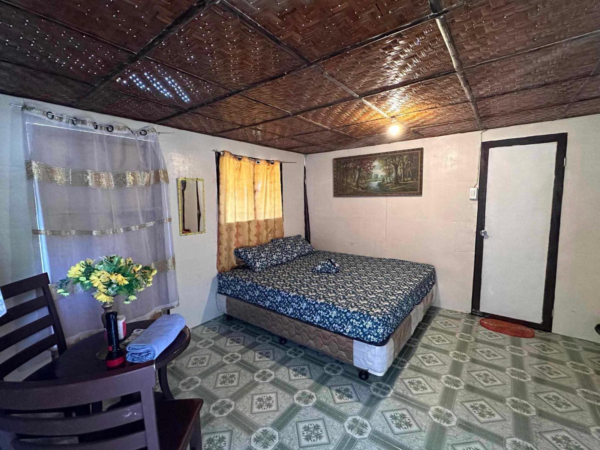 Thornton'S Sea View Cafe & Guesthouse Siquijor Extérieur photo