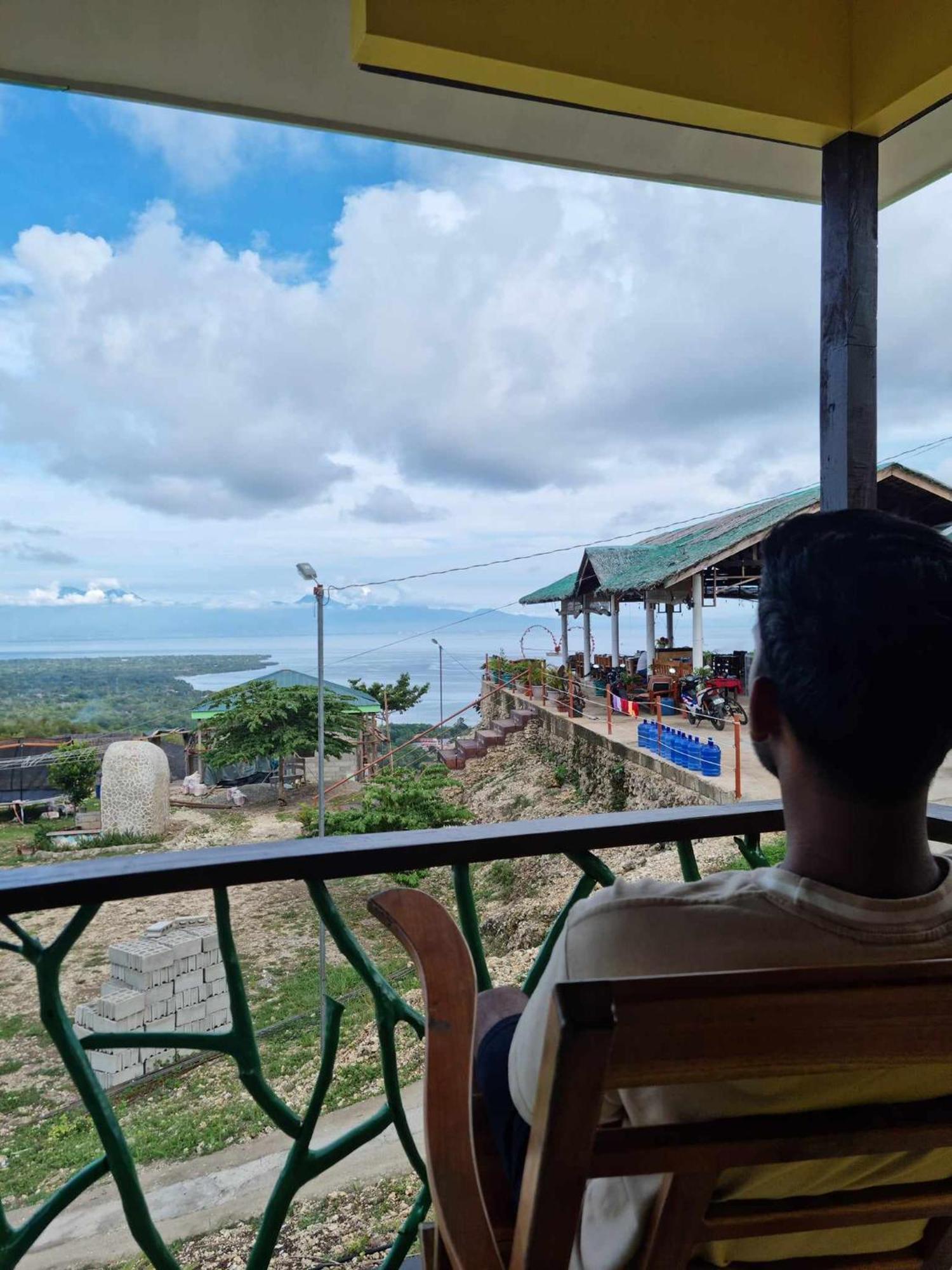 Thornton'S Sea View Cafe & Guesthouse Siquijor Extérieur photo