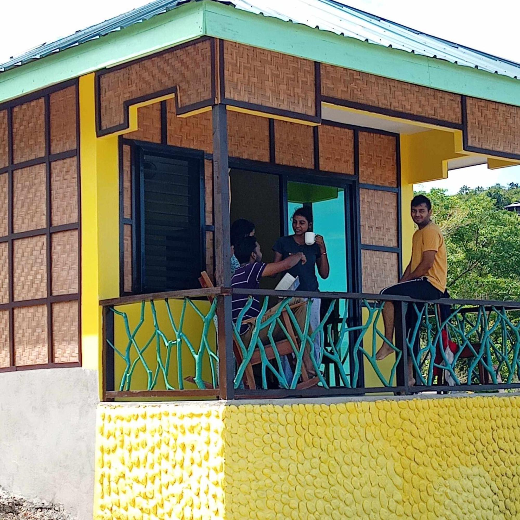 Thornton'S Sea View Cafe & Guesthouse Siquijor Extérieur photo